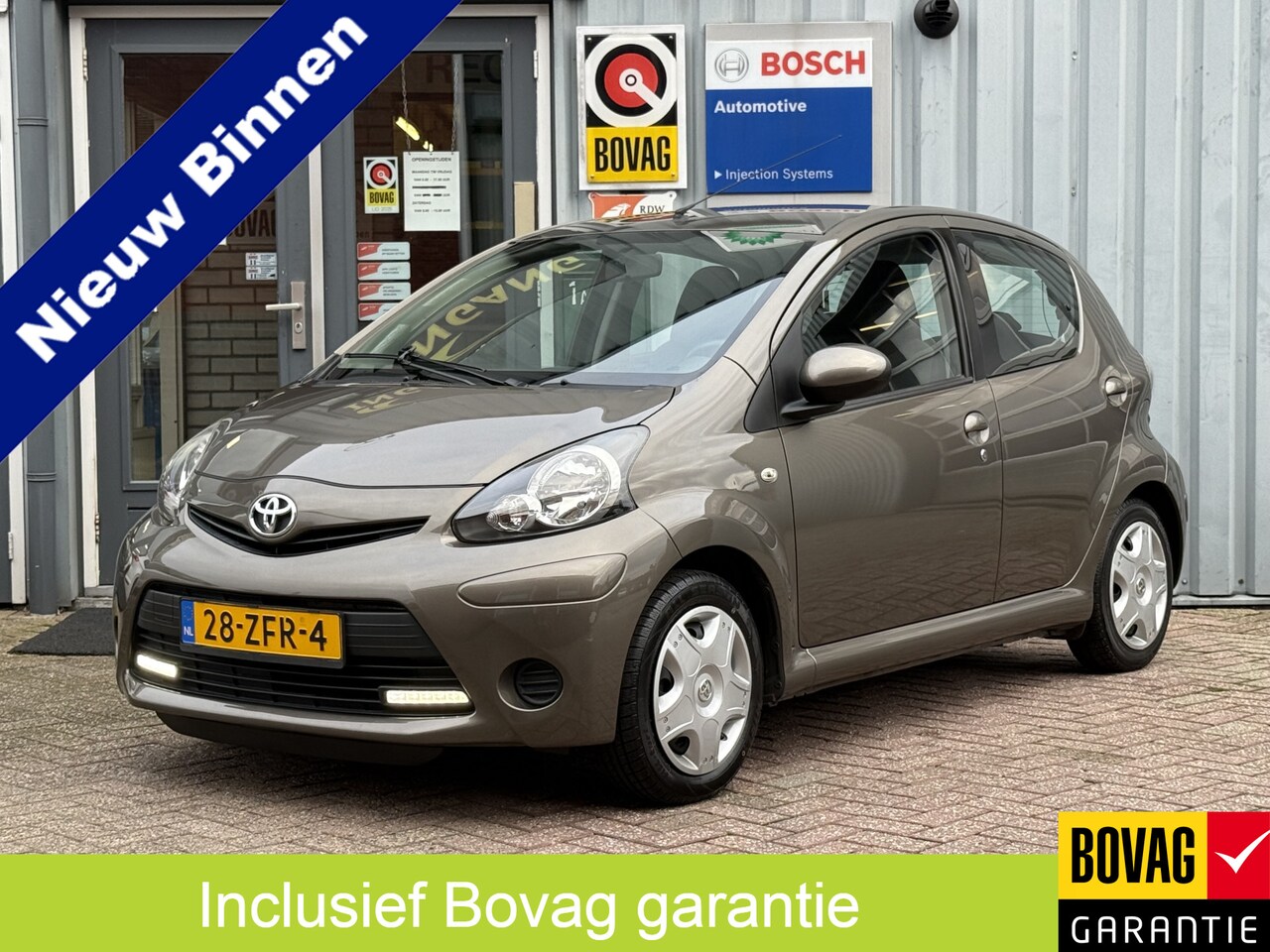 Toyota Aygo - 1.0 VVT-i Aspiration | TREKHAAK | BLUETOOTH | AIRCO | FACELIFT | - AutoWereld.nl