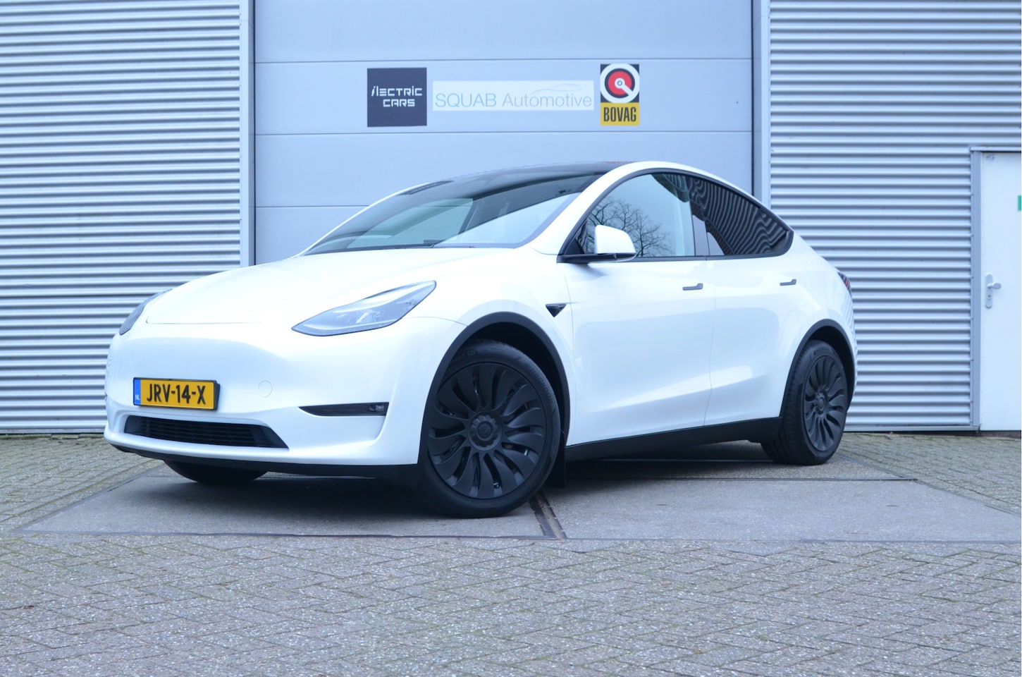 Tesla Model Y - Long Range AWD 75 kWh AutoPilot, Warmtepomp - AutoWereld.nl