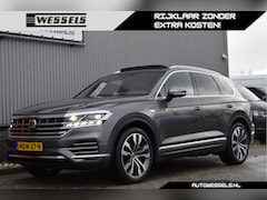 Volkswagen Touareg - 3.0 TSi eHybrid 4MOTION Panorama, Luchtvering, Trekhaak, IQ Light, Stoelkoeling, Dynaudio