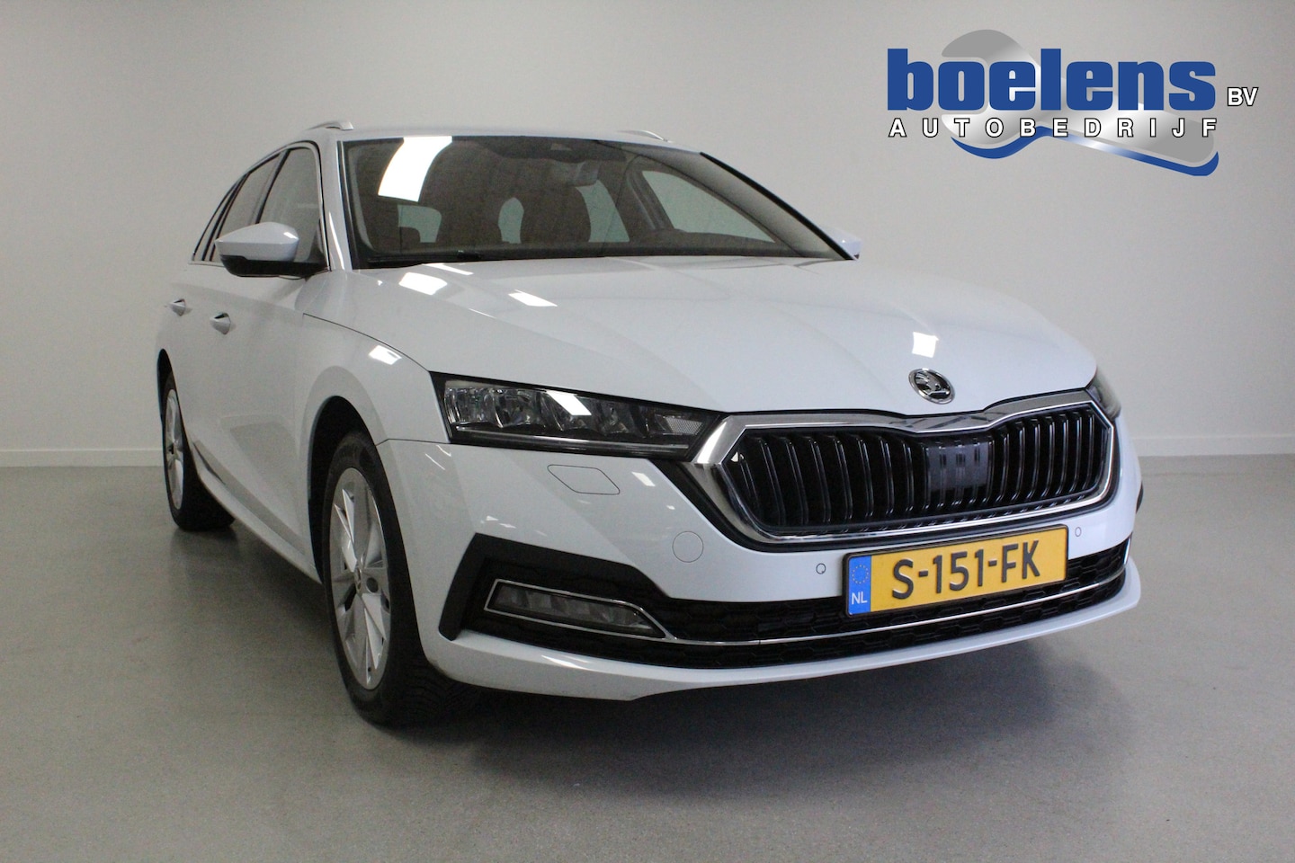 Skoda Octavia Combi - 1.0 e-TSI Business Edition Plus | ACC | CAMERA | BLINDSPOT | STOEL+STUUR/VERW | CARPLAY | - AutoWereld.nl