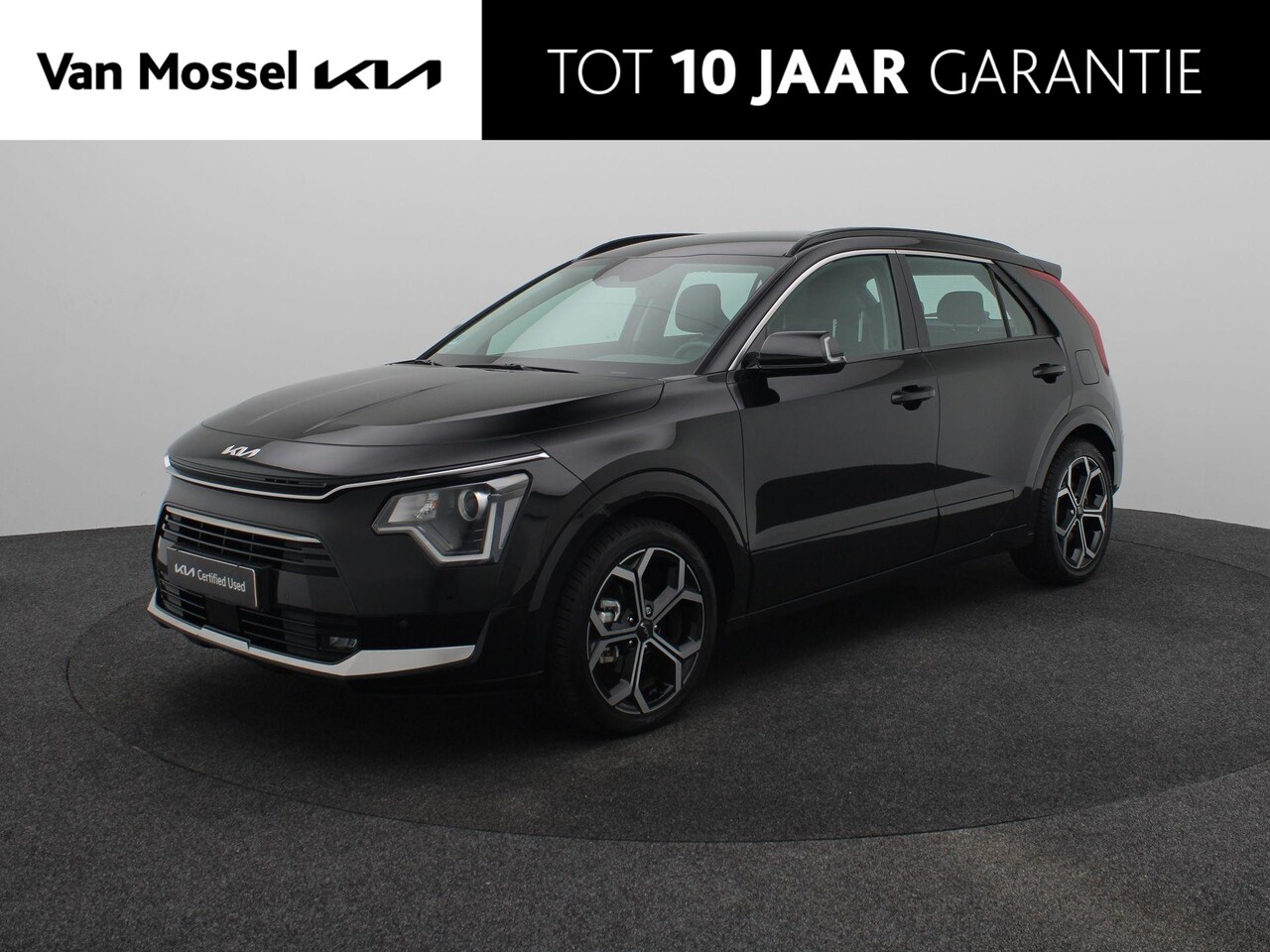 Kia Niro - 1.6 GDi Hybrid DynamicLine | All-Season Banden | Trekhaak | 18" Velgen | Climate Control | - AutoWereld.nl