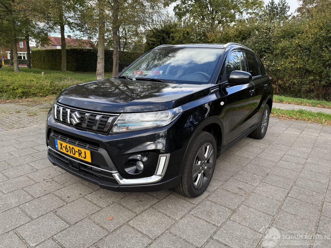 Suzuki Vitara - 1.4 Boosterjet Select Smart Hybrid 1.4 Boosterjet Select Smart Hybrid - AutoWereld.nl