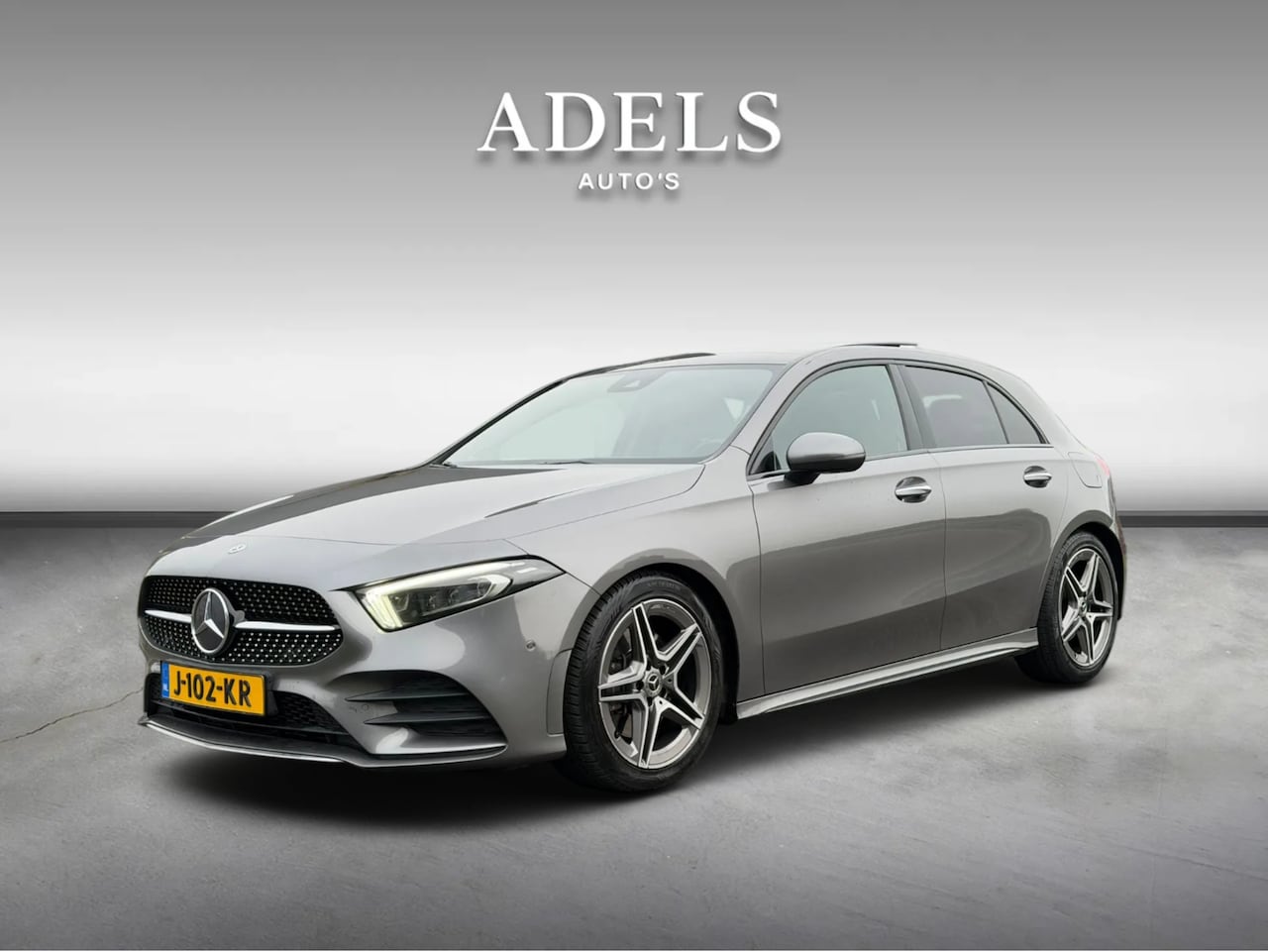Mercedes-Benz A-klasse - 220 4MATIC Premium Plus AMG Line Panodak Burmester Night Pakket Camera - AutoWereld.nl