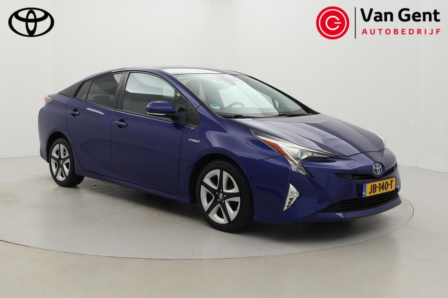 Toyota Prius - 1.8 Executive | Leder | Navigatie | Dodehoek detectie | Head-up display | JBL | Stoelverwa - AutoWereld.nl