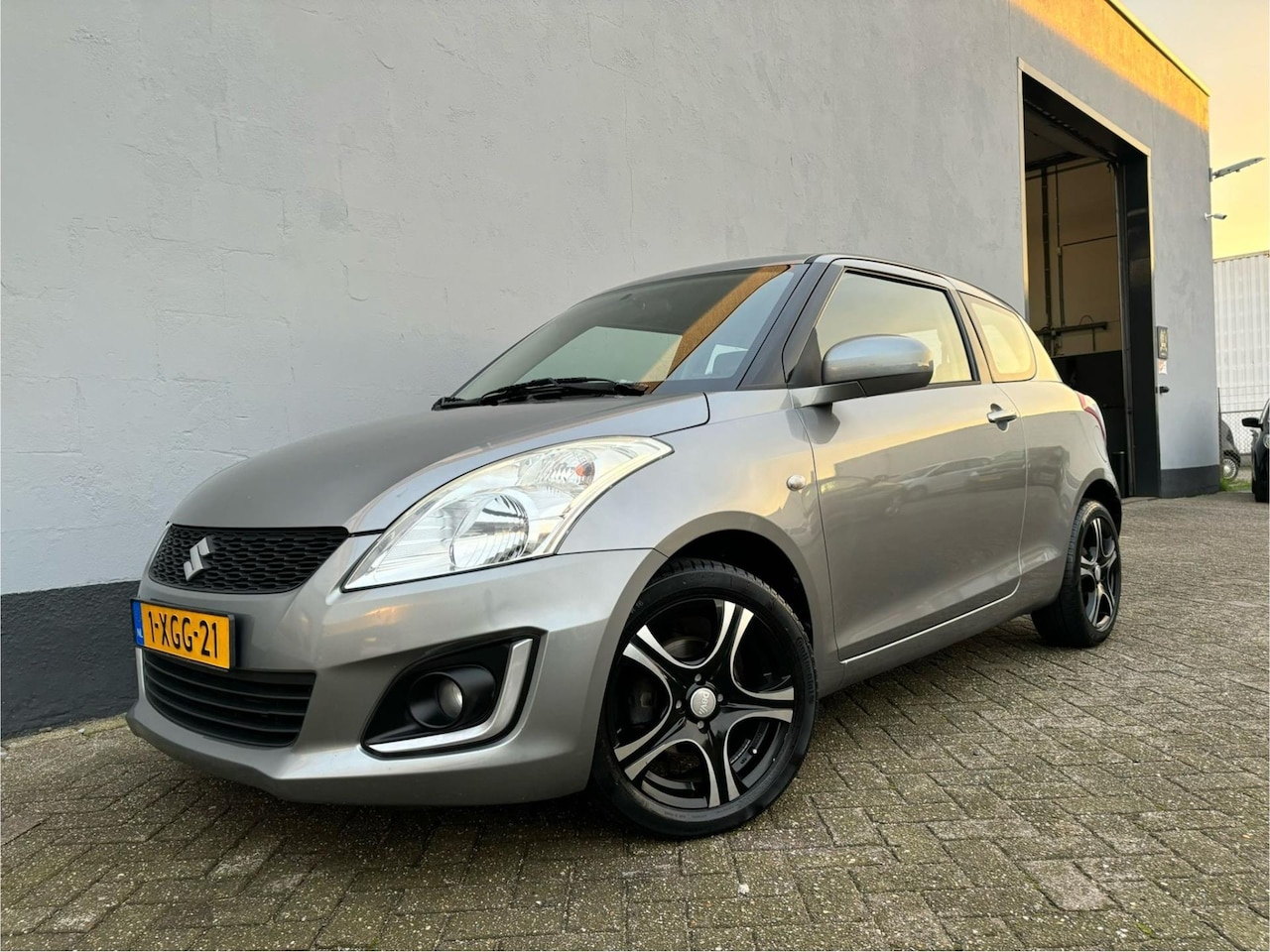 Suzuki Swift - 1.2 Comfort EASSS - Airco - LMV - AutoWereld.nl