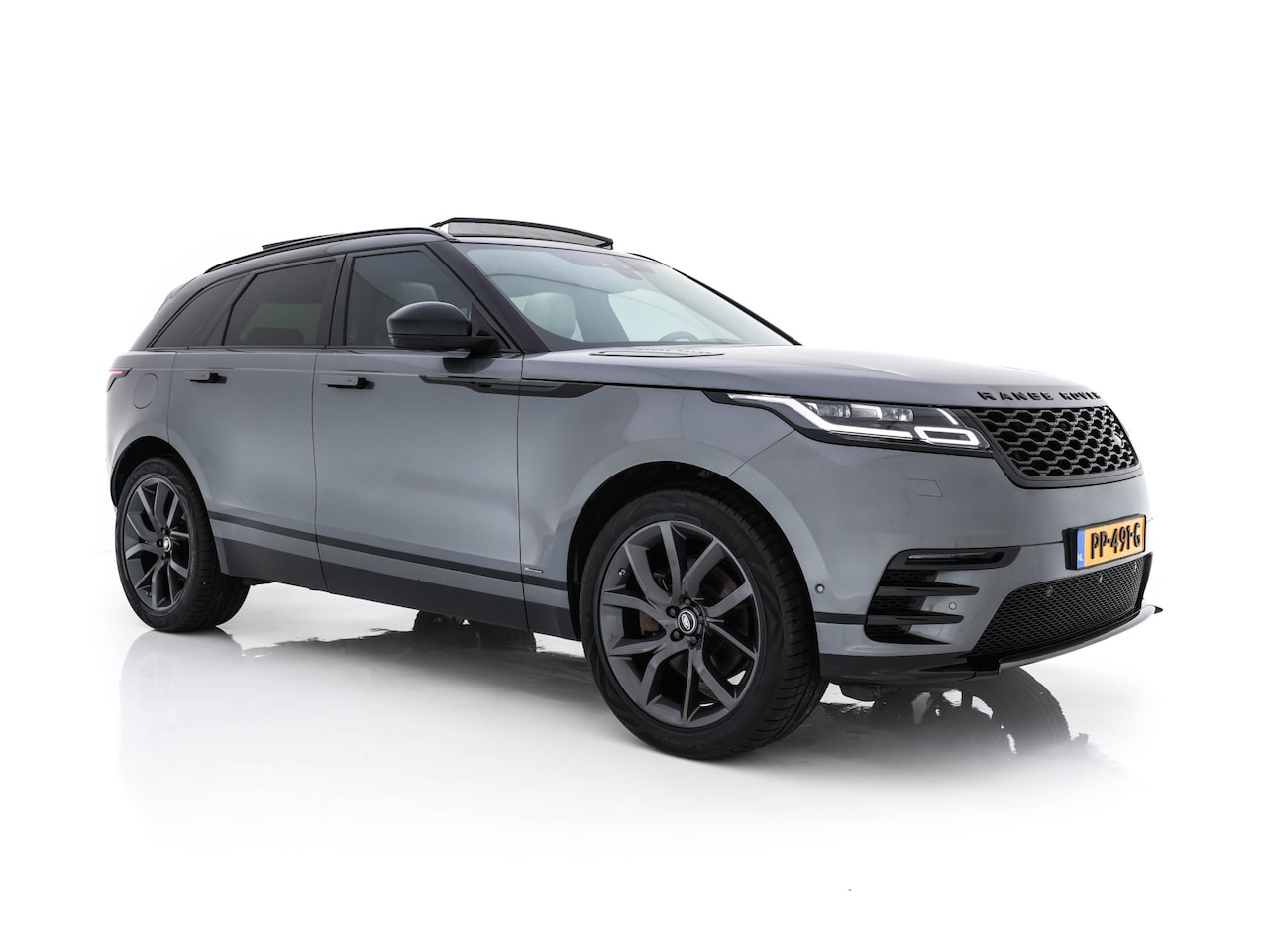 Land Rover Range Rover Velar - 3.0 V6 AWD HSE Aut. *PANO | LEATHER | FULL-LED | MEMORY-PACK | BLIND-SPOT | MERIDIAN-SOUND - AutoWereld.nl