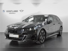 BMW 5-serie Touring - 530e M Sport Automaat / Trekhaak / Stoelventilatie / Comfort Access / Parking Assistant Pl