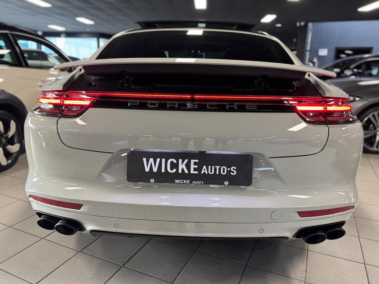 Porsche Panamera - 2.9 4 E-Hybrid Softclose Pano Massage BOSE Leder - AutoWereld.nl