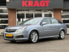Opel Vectra GTS - Executive 2.2-16V 155 pk - Xenon - Leder - Navi - climate