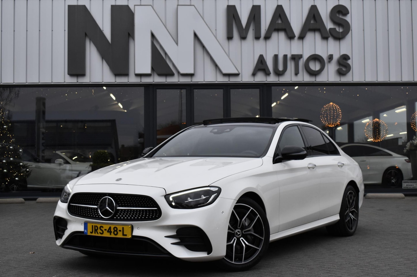 Mercedes-Benz E-klasse - 300 e Business Solution AMG BTW Pano - AutoWereld.nl