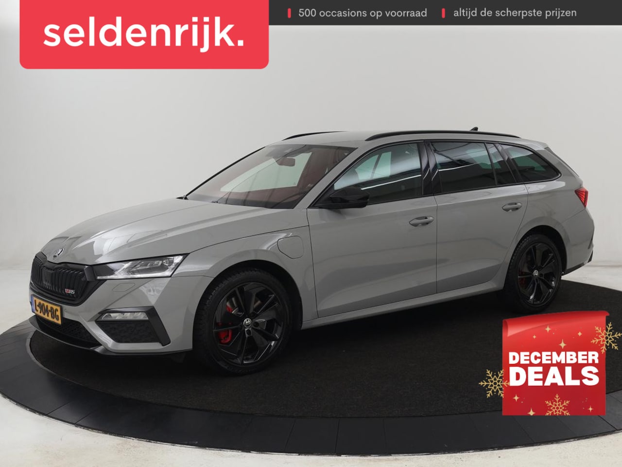 Skoda Octavia - 1.4 TSI RS iV PHEV Business | Stoelverwarming | Adaptive cruise | Matrix LED | Side Assist - AutoWereld.nl