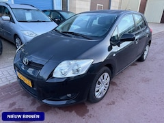 Toyota Auris - 1.6-16V Sol 2008 5-deurs Airco Navigatie NAP + Boekjes leuke en goede auto van