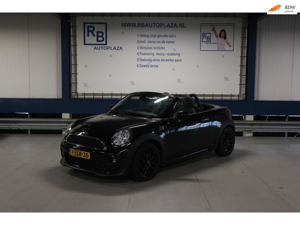MINI Roadster - Mini 1.6 Cooper S LAGE KM'S/ NAP/ JCW PAKKET! - AutoWereld.nl