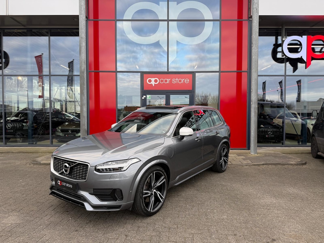 Volvo XC90 - 2.0 T8 Twin Engine AWD Inscription 2.0 T8 Twin Engine AWD Inscription - AutoWereld.nl