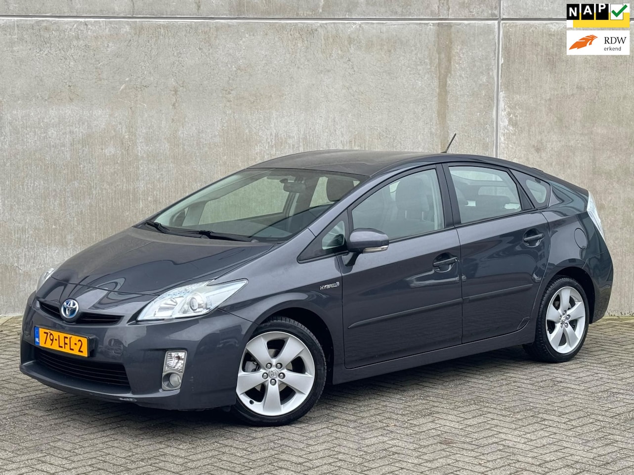 Toyota Prius - 1.8 Full Hybrid 136PK AUT 2010 Grijs NAP|NW APK - AutoWereld.nl