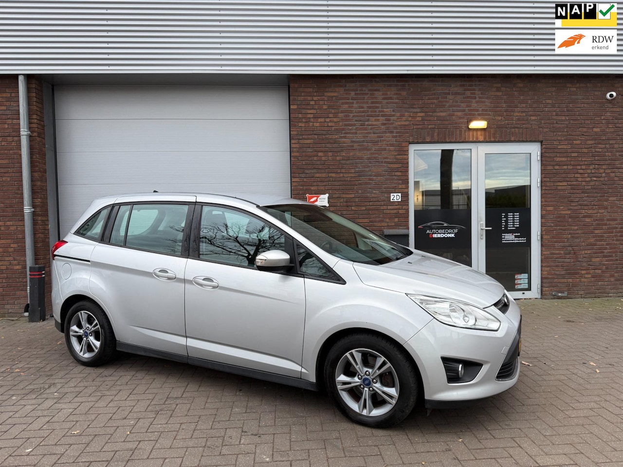 Ford Grand C-Max - 1.0 Edition Plus|AIRCO|NIEUWE APK|NAVI|CRUISE - AutoWereld.nl