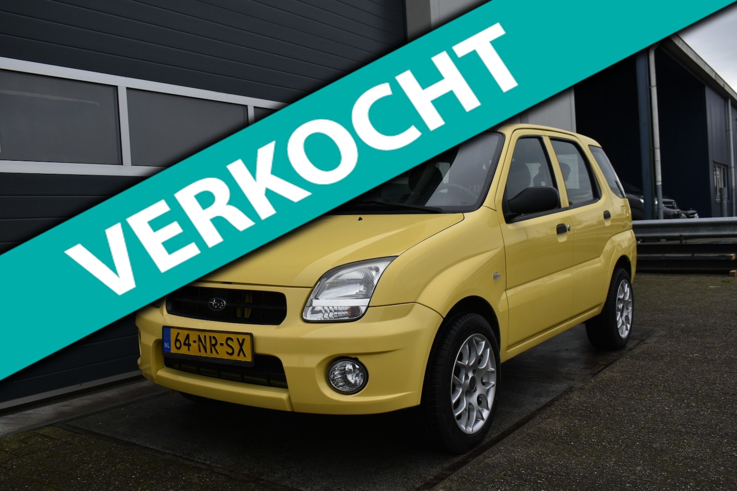Subaru Justy - 1.3-16V 4X4 lage km stand - AutoWereld.nl