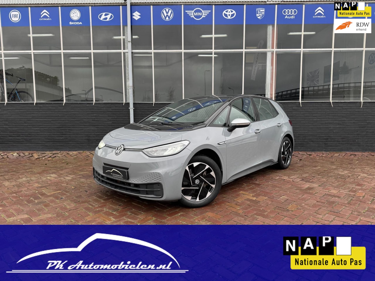 Volkswagen ID.3 - First 58 kWh **CARPLAY + STUUR/STOELVERW + CRUISE ADAPTIEF** - AutoWereld.nl