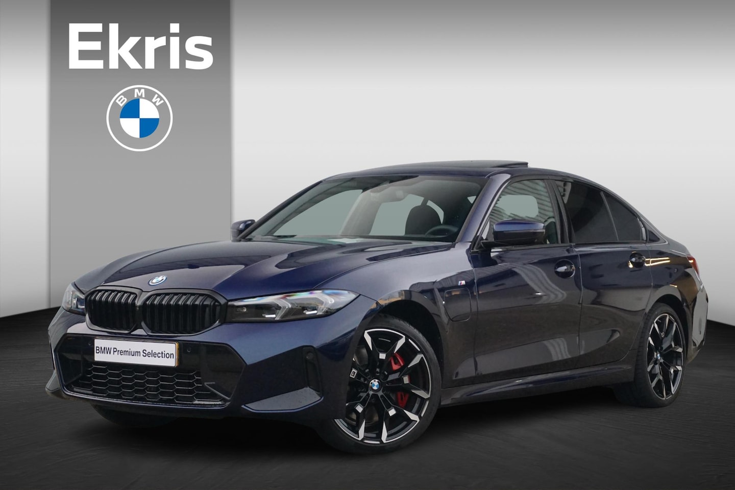 BMW 3-serie - 330e M Sport Pro Glazen Panoramadak | Innovation Pack | Harman Kardon | Comfort Access | T - AutoWereld.nl