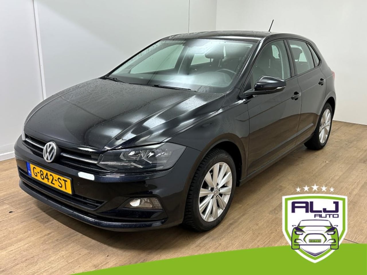 Volkswagen Polo - Occasion 1.0 TSI Highline | Zwart | Tweedehands Volkswagen Polo | Stoelverwarming | Airco - AutoWereld.nl