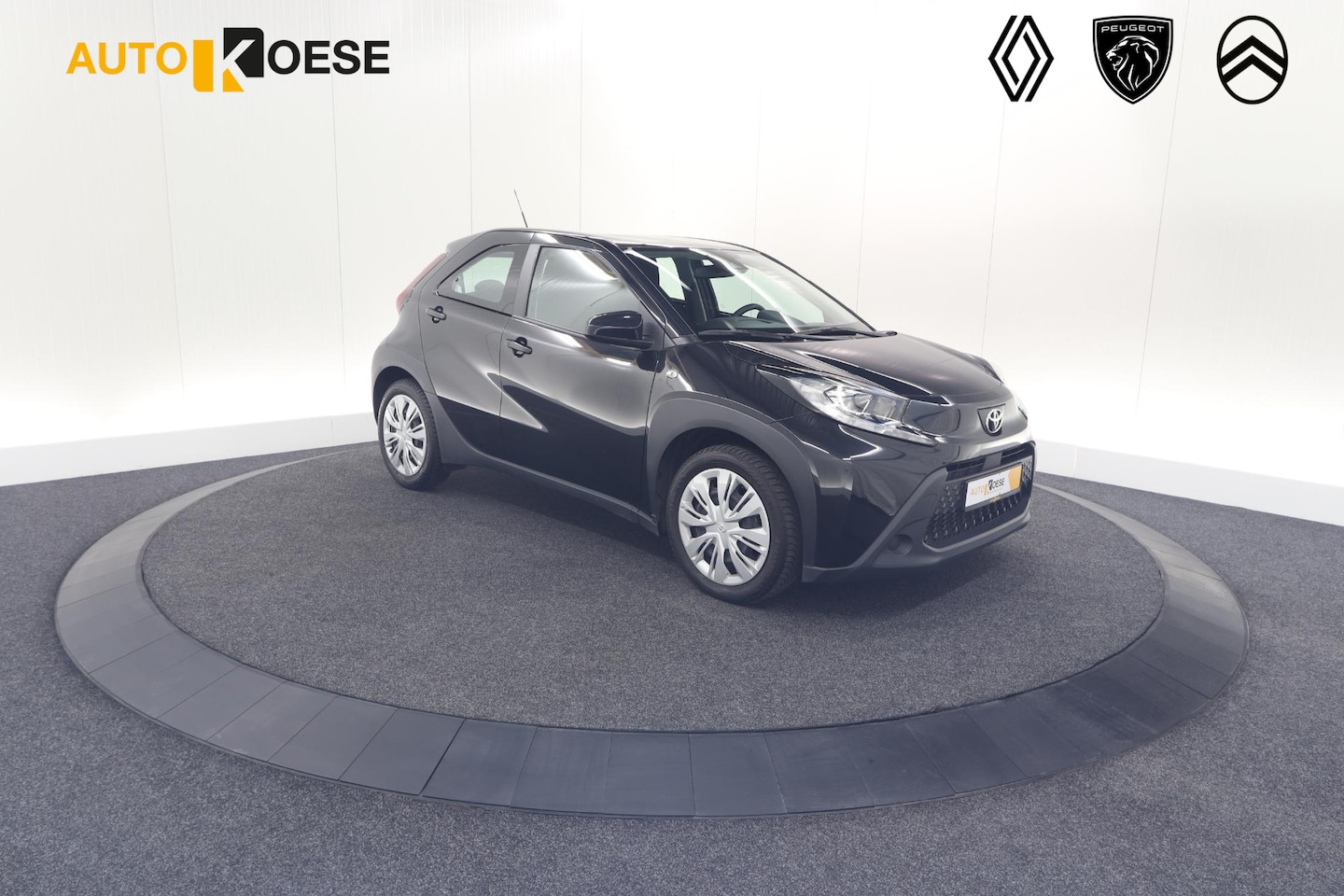 Toyota Aygo X - 1.0 VVT-i MT Play | Camera | Apple Carplay | Airco - AutoWereld.nl