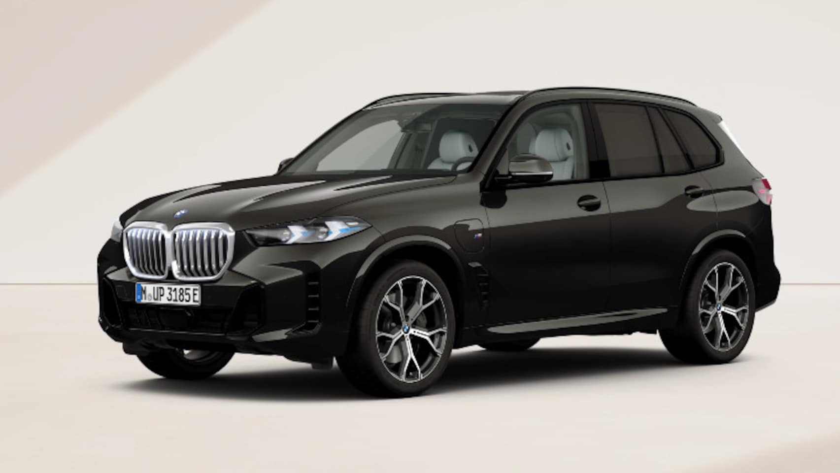 BMW X5 - XDrive50e M-Sport | Panorama | Soft Close | 360 Camera | Trekhaak | H/K | Stoel/Stuurverw. - AutoWereld.nl