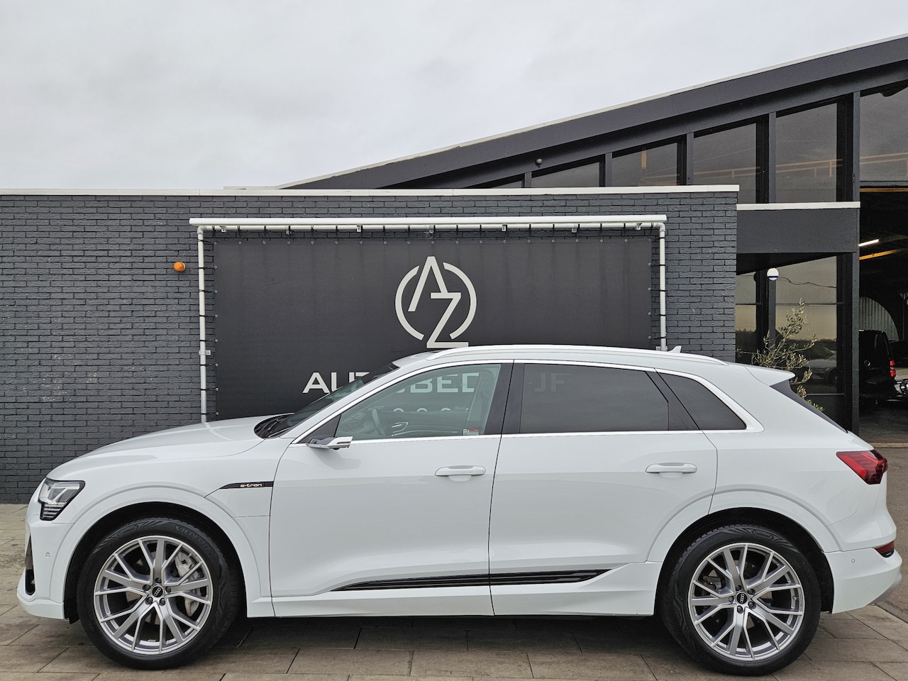 Audi e-tron - 55 quattro edition 95 kWh Vol opties ! - AutoWereld.nl
