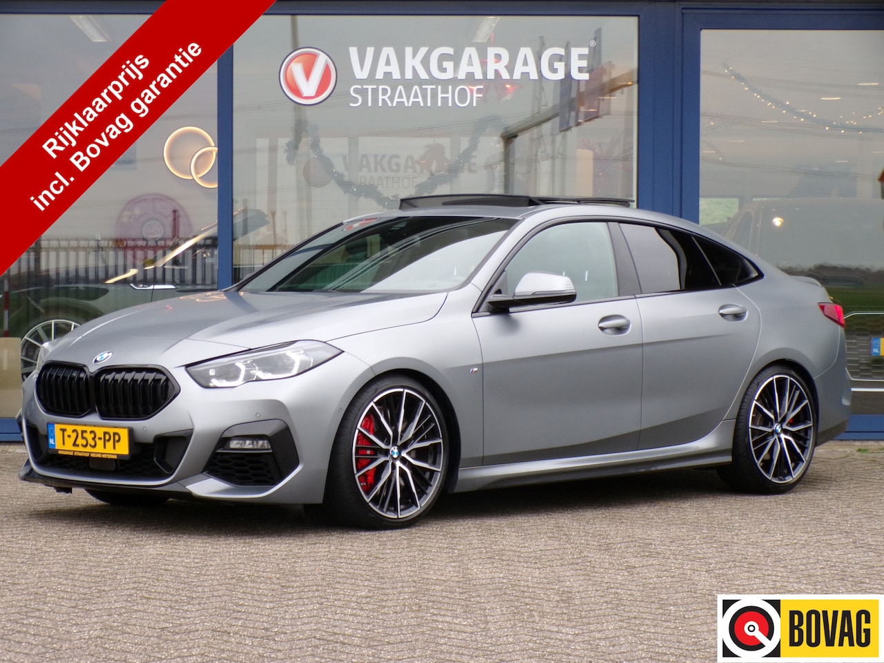 BMW 2-serie Gran Coupé - 220i 220i, Harman Kardon / Schuifdak / Sensoren + Camera / Keyless / Leder / Stoel + Stuurverwa - AutoWereld.nl