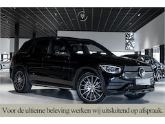 Mercedes-Benz GLC-klasse - 200 4-M AMG Night|Panorama|20"|Trekhaak|MBUX|Spoorpakket|Sfeerverlichting|Treeplanken|New