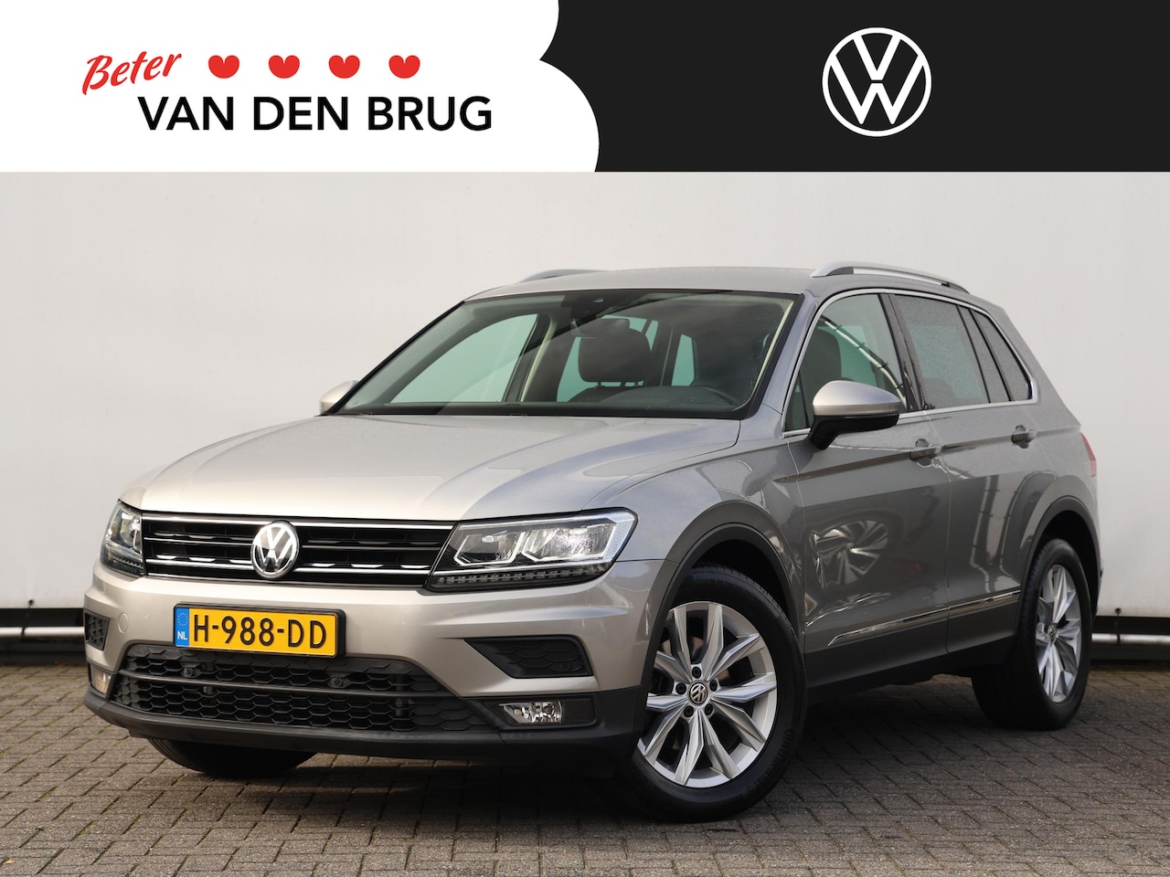 Volkswagen Tiguan - 1.5 TSI Comfortline Business 130 pk | LED | Wegkl. Trekhaak | Stoelverwarming | Spiegelpak - AutoWereld.nl