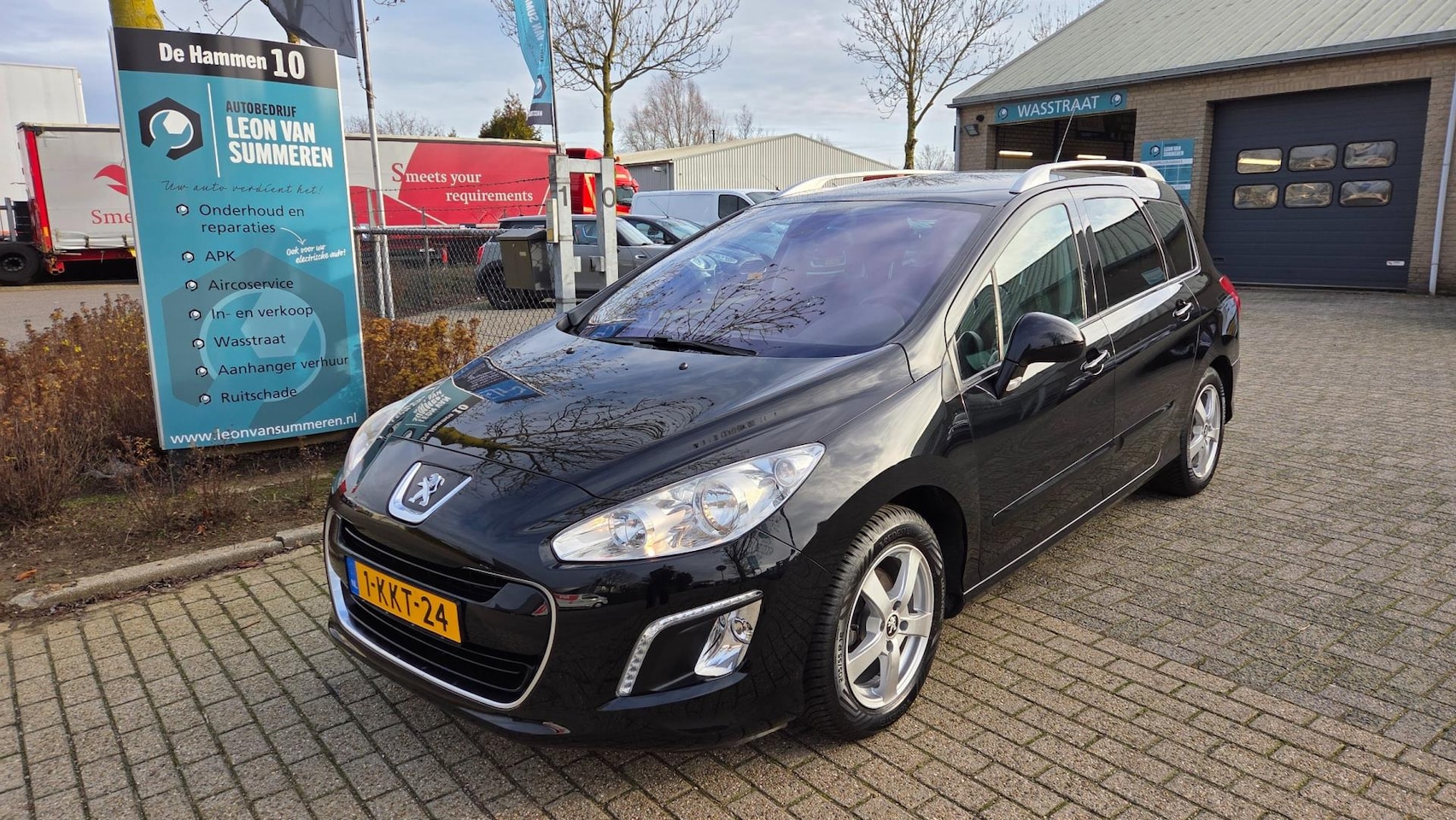 Peugeot 308 SW - 1.6 VTi Active l Lage km stand ! l Airco l Clima l panoramadak l Trekhaak - AutoWereld.nl
