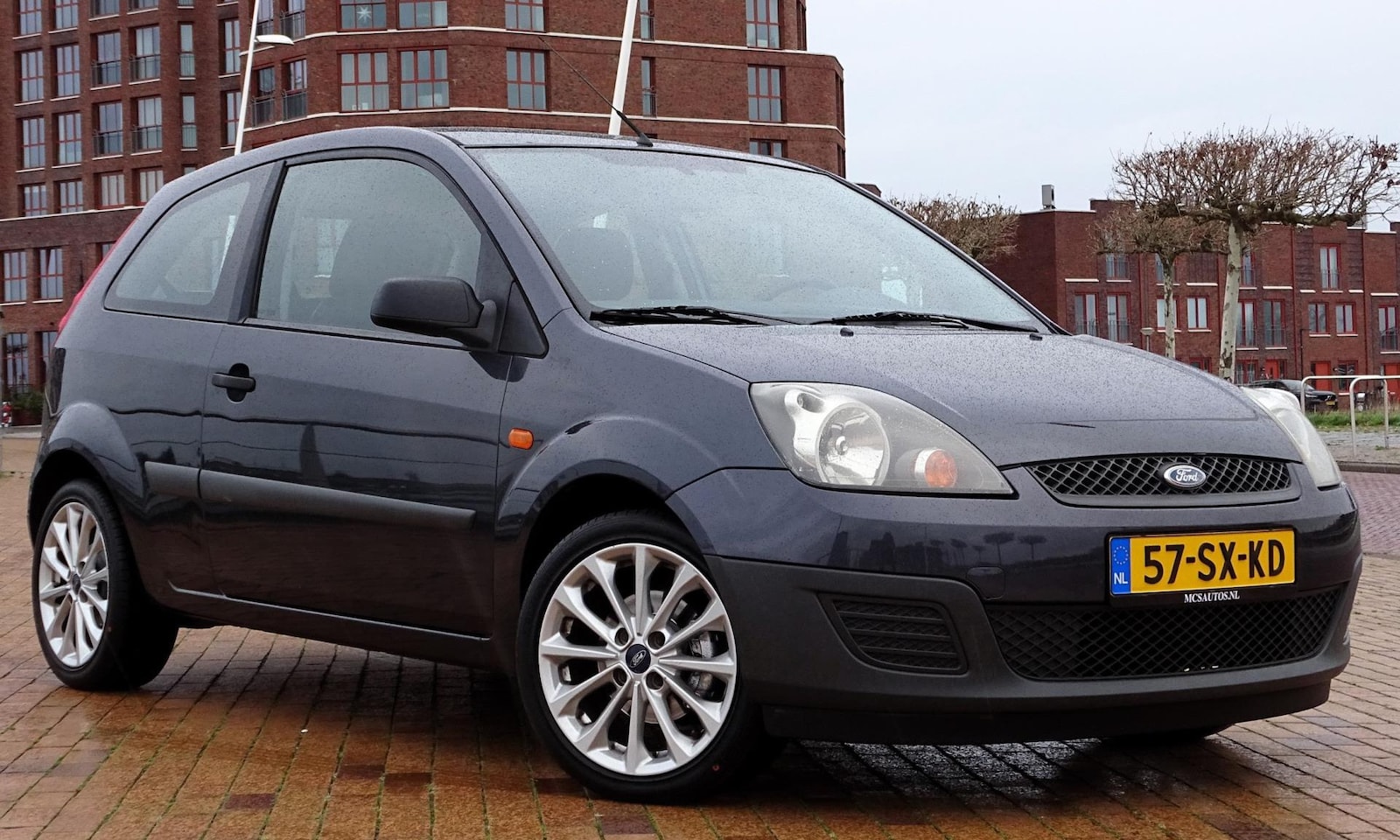 Ford Fiesta - 1.3-8V Champion 148dkm Airco 16 Inch Nette Staat! - AutoWereld.nl
