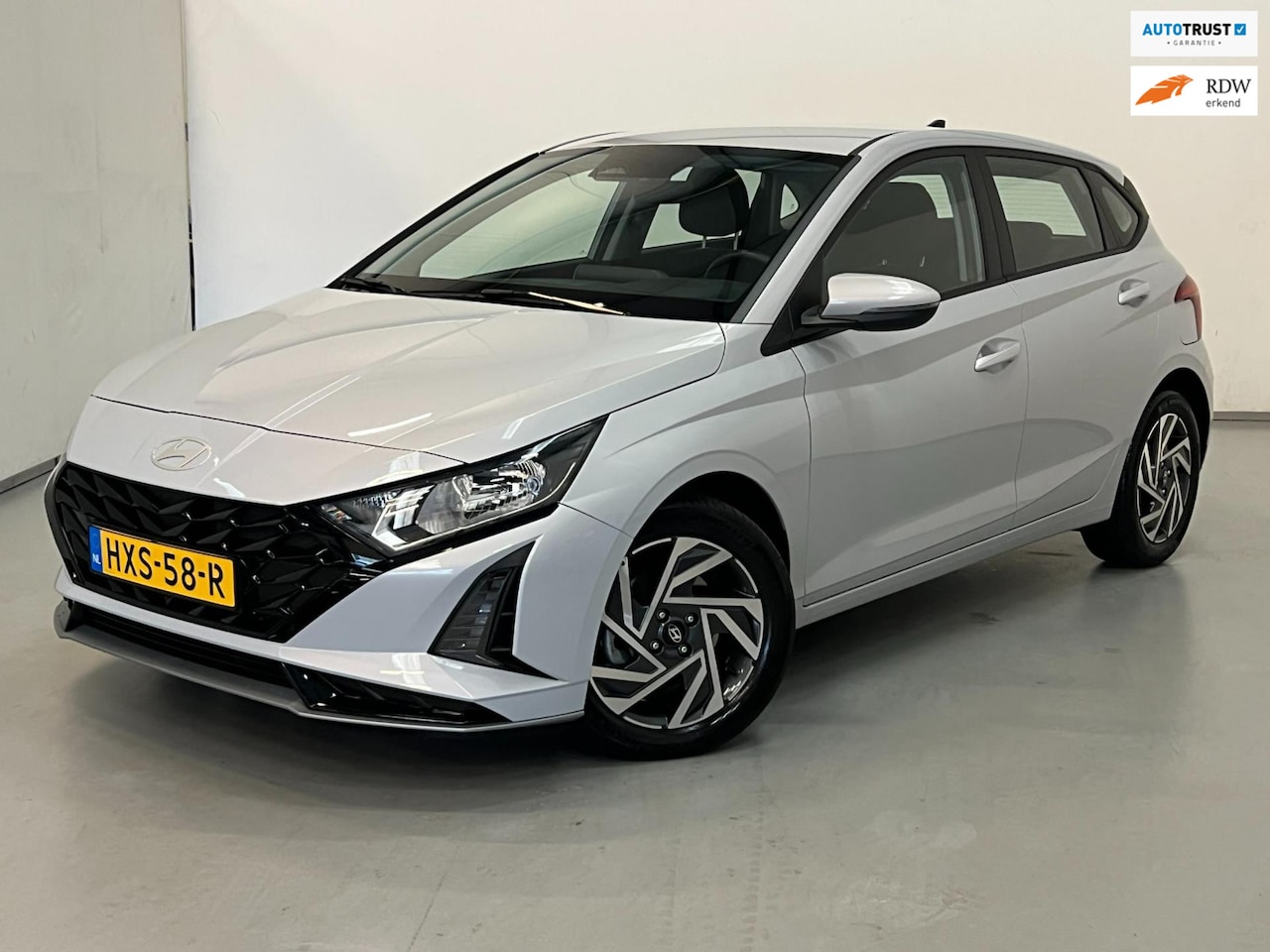 Hyundai i20 - 1.0 T-GDI Comfort / CarPlay / Camera / DAB+ / Airco - AutoWereld.nl