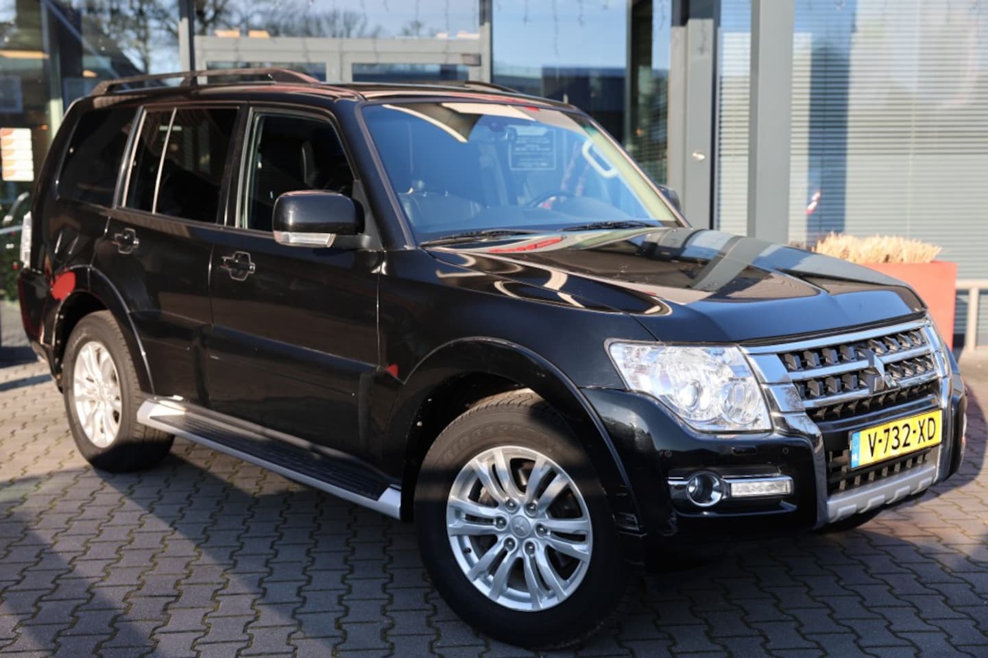 Mitsubishi Pajero - 3.2 DID 5DRS SPECIAL A/T VAN - AutoWereld.nl