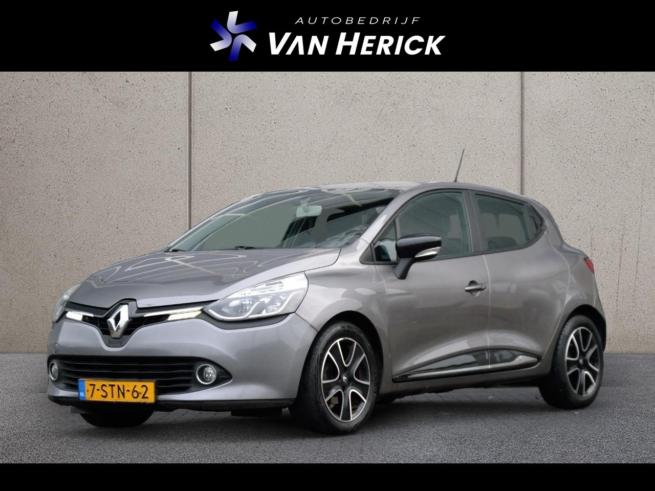 Renault Clio - 0.9 TCe Expression | Cruise Control | Navigatie | Airco - AutoWereld.nl