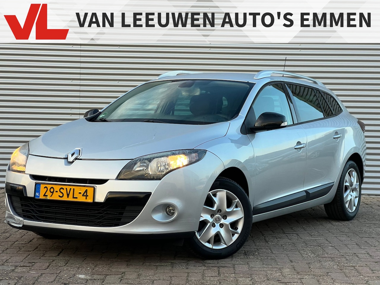 Renault Mégane Estate - 1.5 dCi Parisienne | Navigatie | Cruise Control | Airco | - AutoWereld.nl