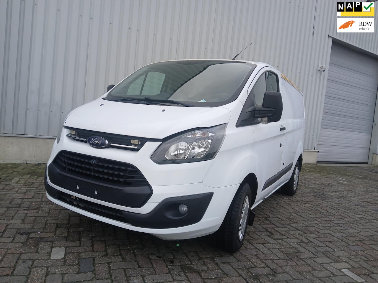 Ford Transit Custom - 270 2.2 TDCI L1H1 Trend - Motor Defect - AutoWereld.nl