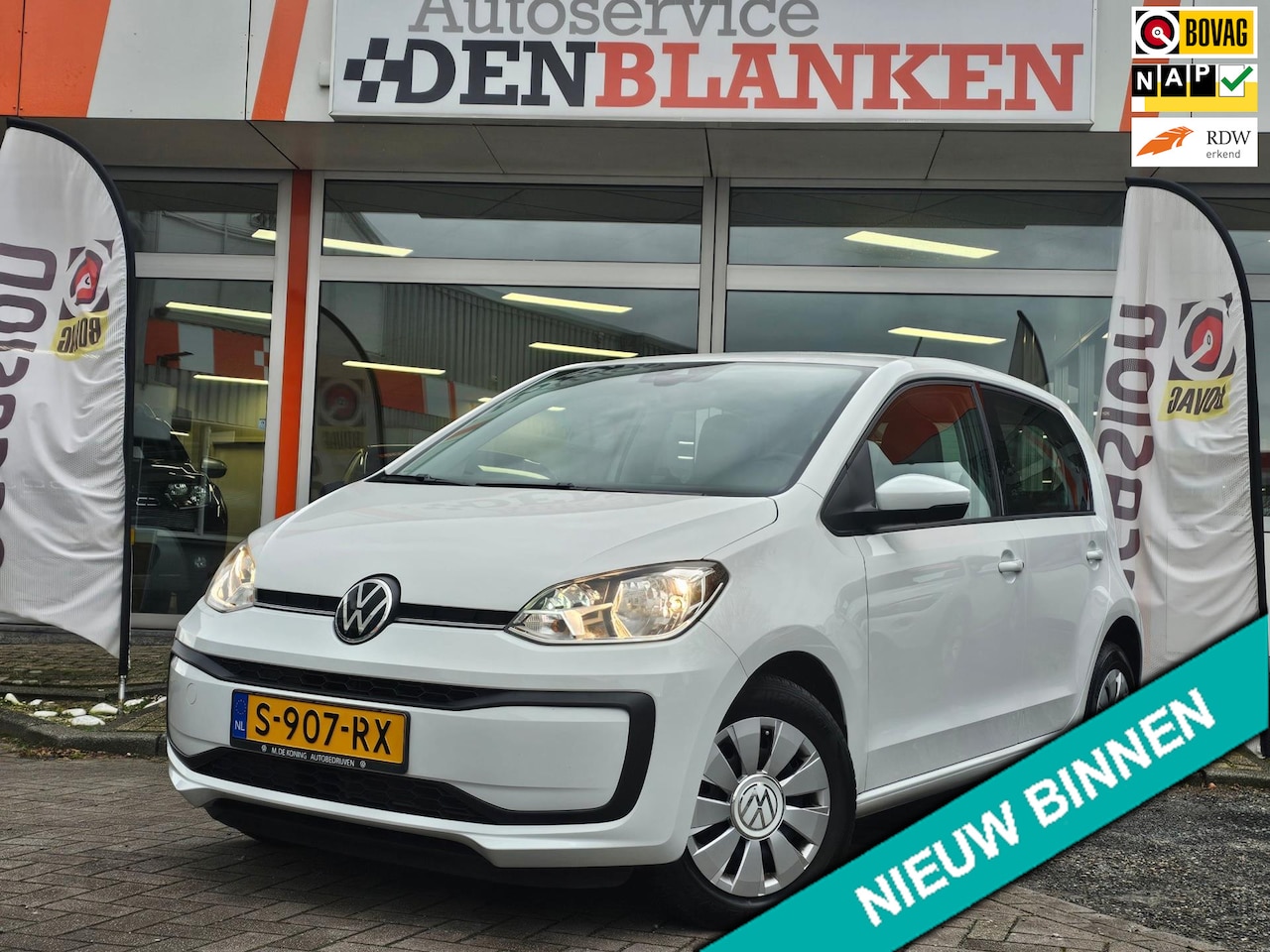 Volkswagen Up! - 1.0 5drs BJ.2023 / Airco / DAB+ / Elektr. Pakket / Lage Kmst !! - AutoWereld.nl