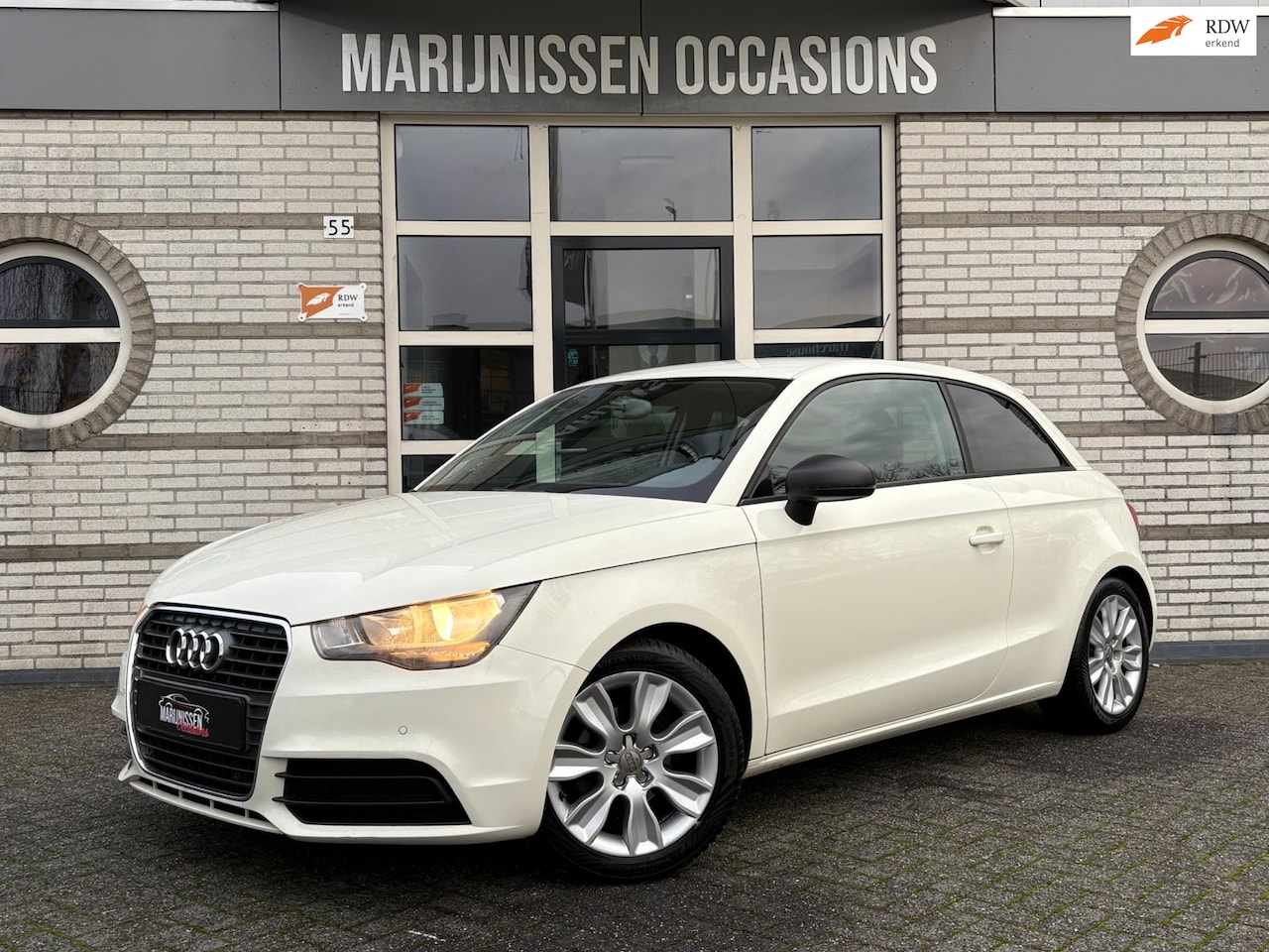 Audi A1 - 1.2 TFSI Attraction |Navi,PDC,Stoelvw| - AutoWereld.nl