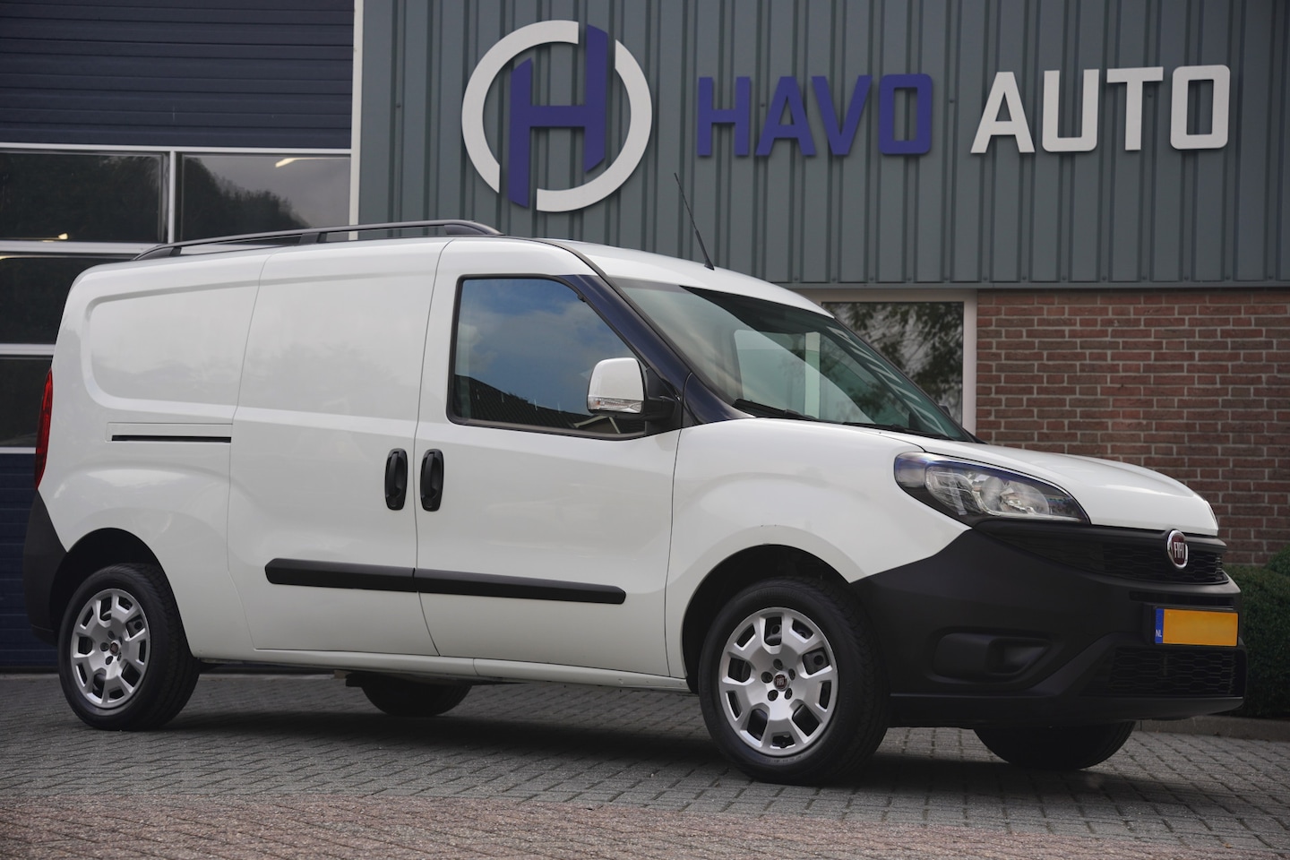Fiat Doblò Cargo - 1.4 T-Jet 120PK L2 Maxi, AIRCO, 3-ZITS, BTW-VRIJ / MARGE - AutoWereld.nl