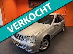 Mercedes-Benz C-klasse - 180 K. Avantgarde / Automaat / Airco
