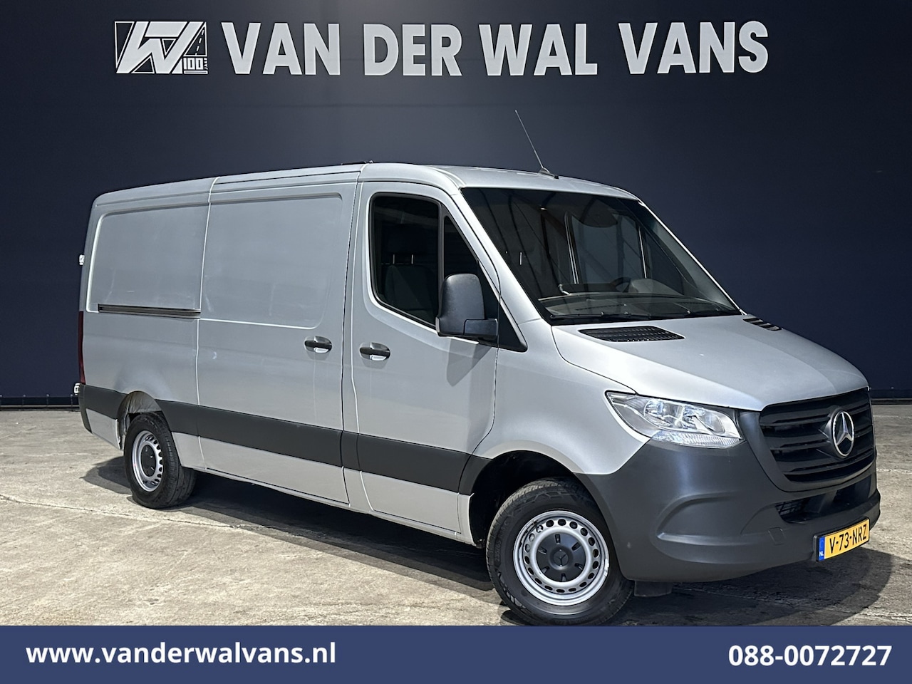 Mercedes-Benz Sprinter - 315 CDI 150pk L2H1 Euro6 Airco | Camera | Apple Carplay | Trekhaak | Chauffeursstoel Andro - AutoWereld.nl