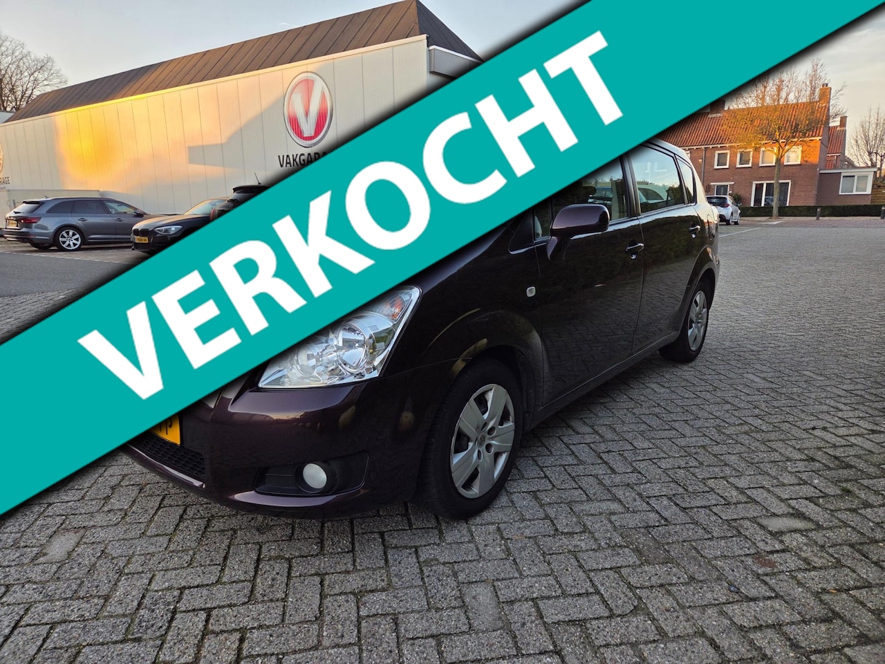 Toyota Verso - 1.8 VVT-i Sol 7persoons - AutoWereld.nl