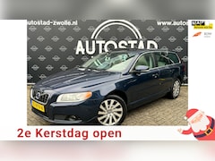 Volvo V70 - 1.6 T4 Limited Edition Automaat/NL-Auto/NAP/APK/Airco/Navi/Opendak