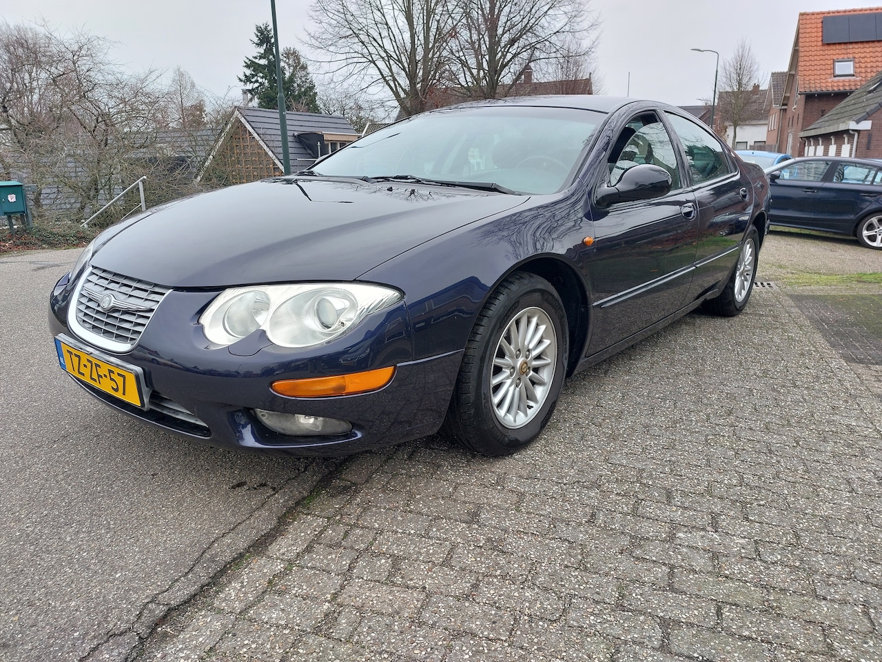 Chrysler 300M - 3.5i V6 LE - AutoWereld.nl