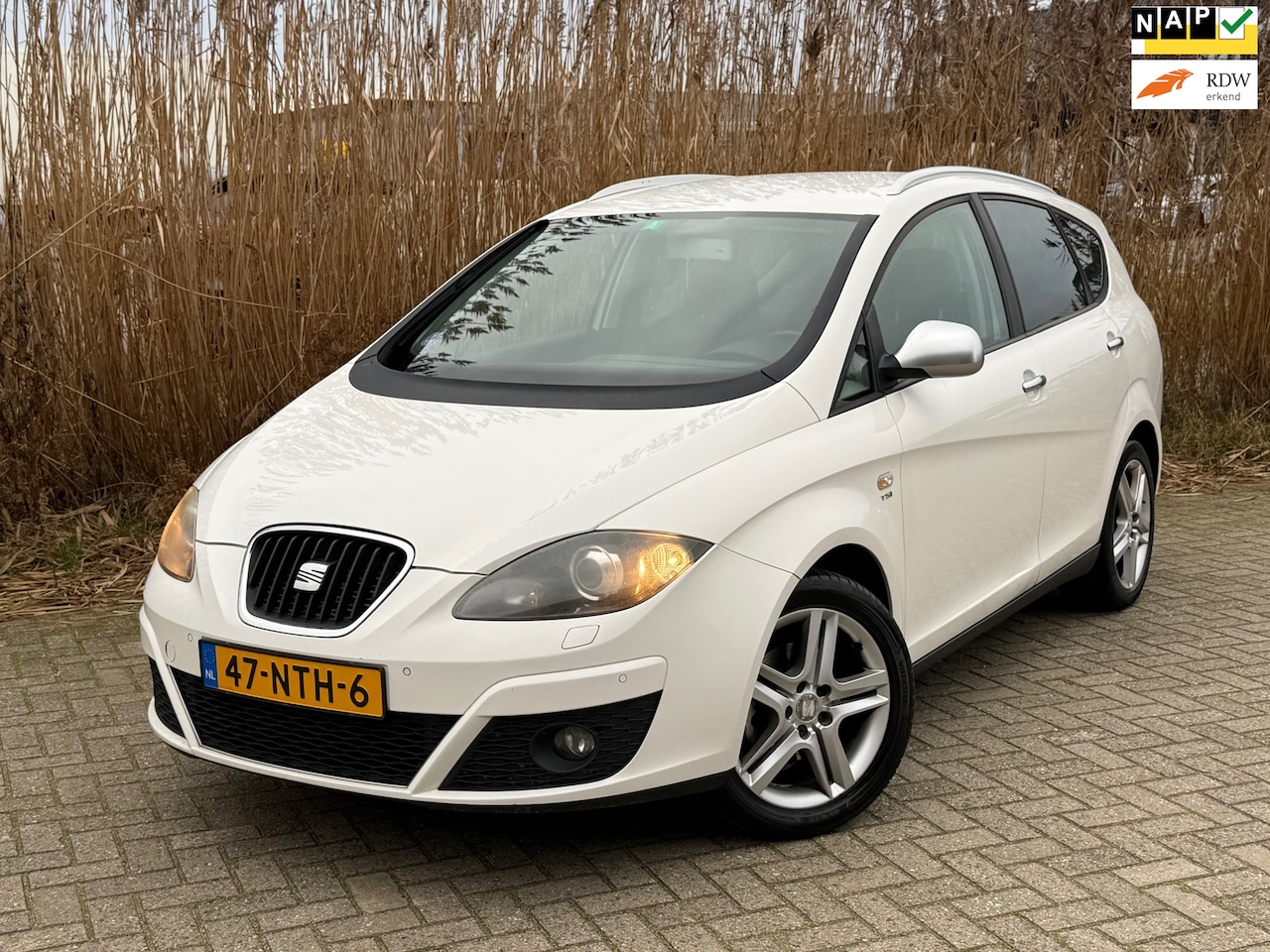 SEAT Altea XL - 1.2 TSI Businessline High Navi Airco Cruise Stoelverwarming Pdc Nieuwe Apk - AutoWereld.nl