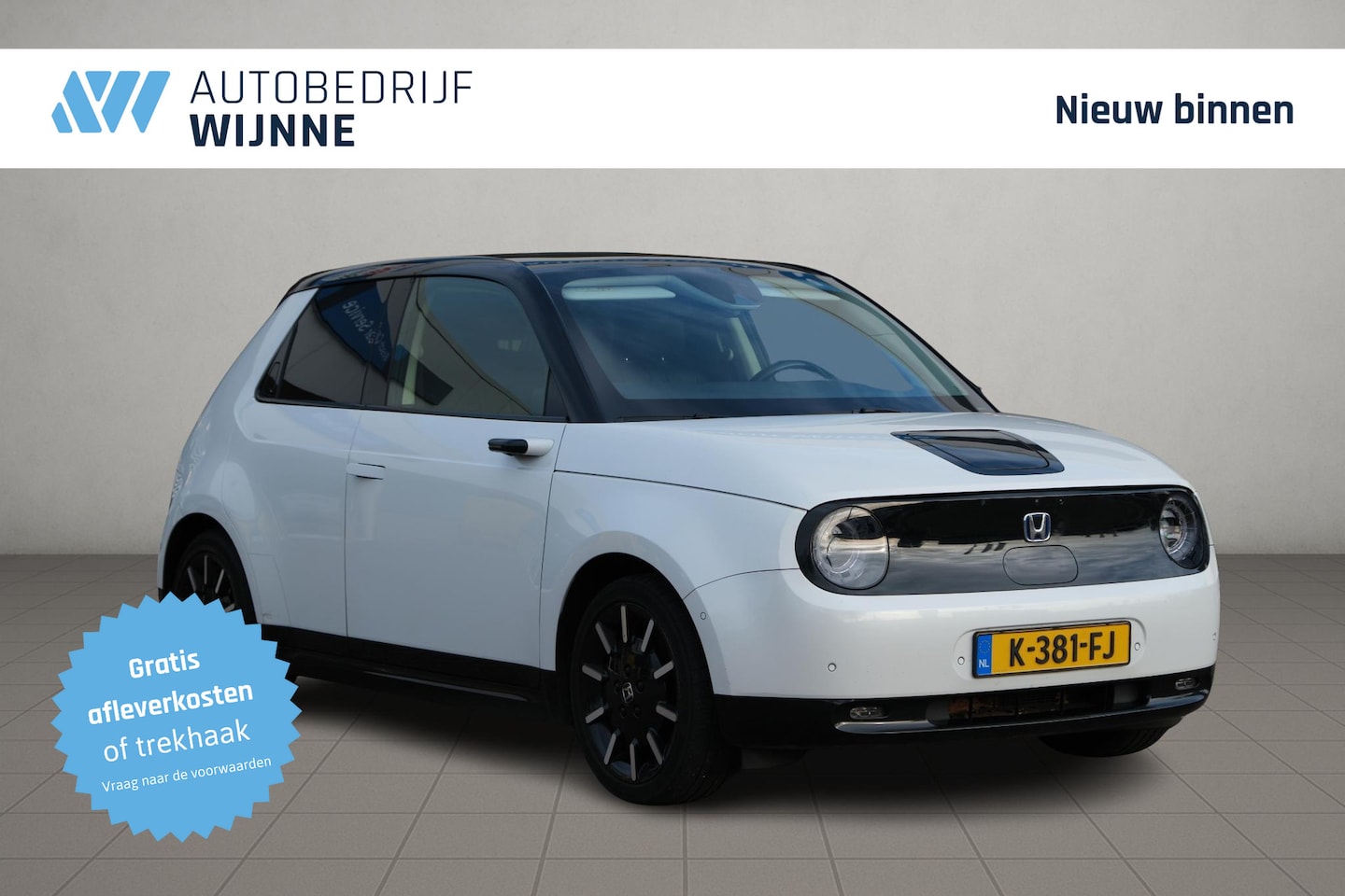 Honda e - 36kWh 154pk Advance 17" | Leer | Navi | Climate | 360° Camera | Panoramadak - AutoWereld.nl