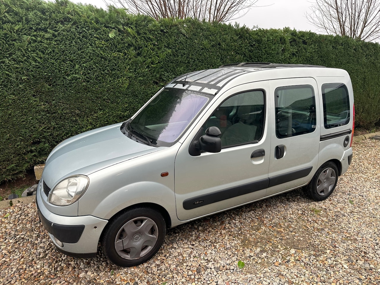 Renault Kangoo - 1.6-16V Privilège Automaat APK 11-2026 - AutoWereld.nl