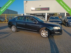 Volkswagen Passat - 2.0 FSI Comfortline 2006 Nwe APK|Trekhaak