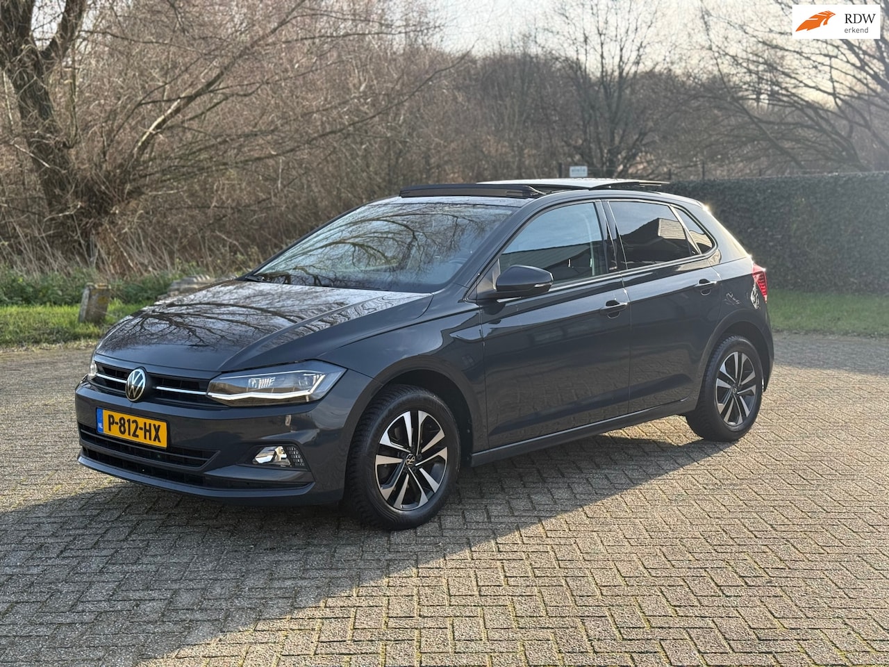 Volkswagen Polo - 1.0 TSI Beats PANO I 116PK I 6BAK I CARPLAY I PDC I STOELVERW. - AutoWereld.nl